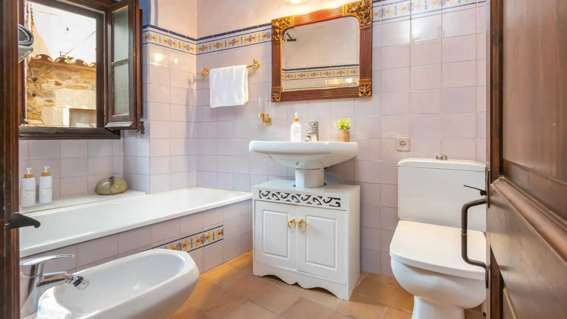 Casa Rustica En Castell Demporda Villa Corsa Holiday home