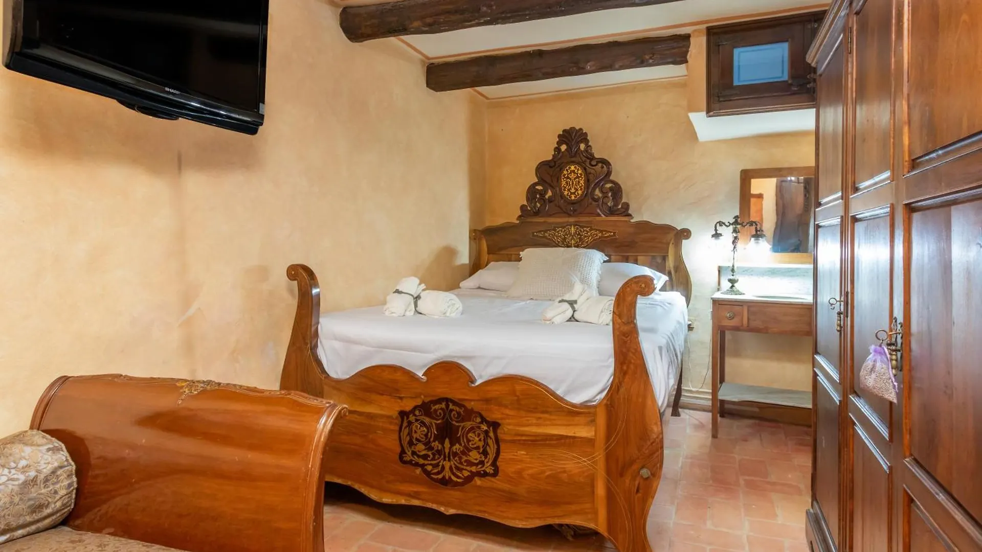 Casa Rustica En Castell Demporda Villa Corsa Spain