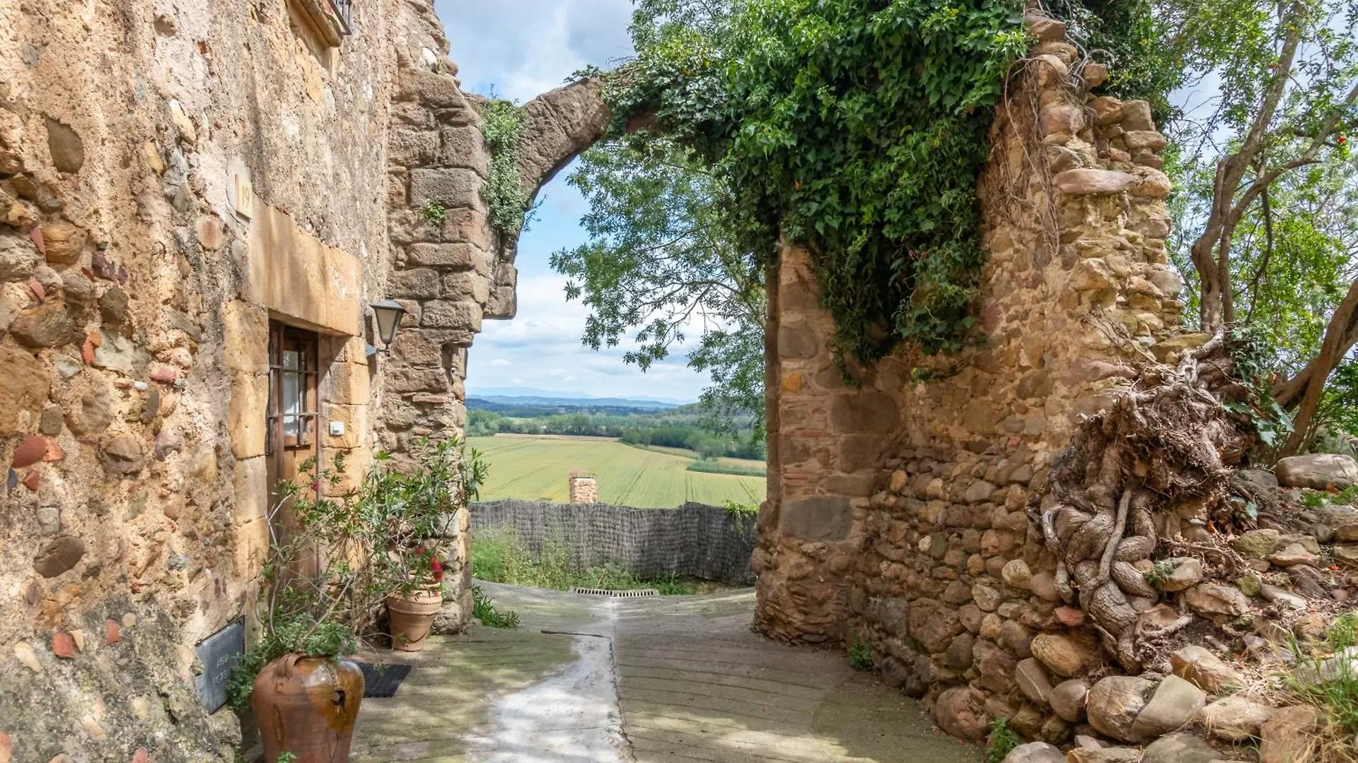 Casa Rustica En Castell Demporda Villa Corsa